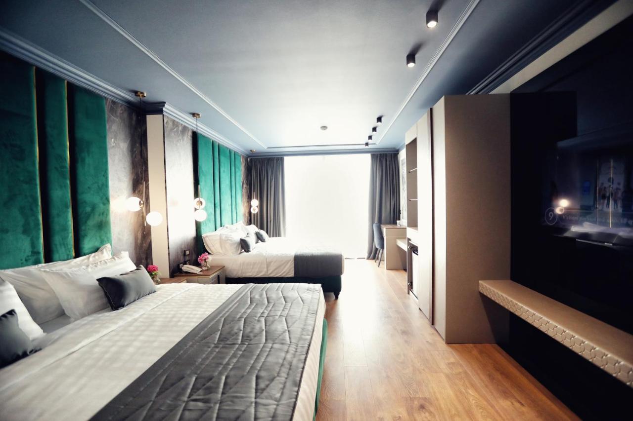 Hotel Luxury Premium Finese à Golem  Extérieur photo