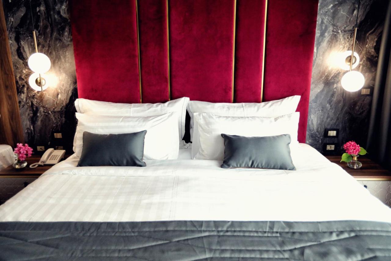 Hotel Luxury Premium Finese à Golem  Extérieur photo