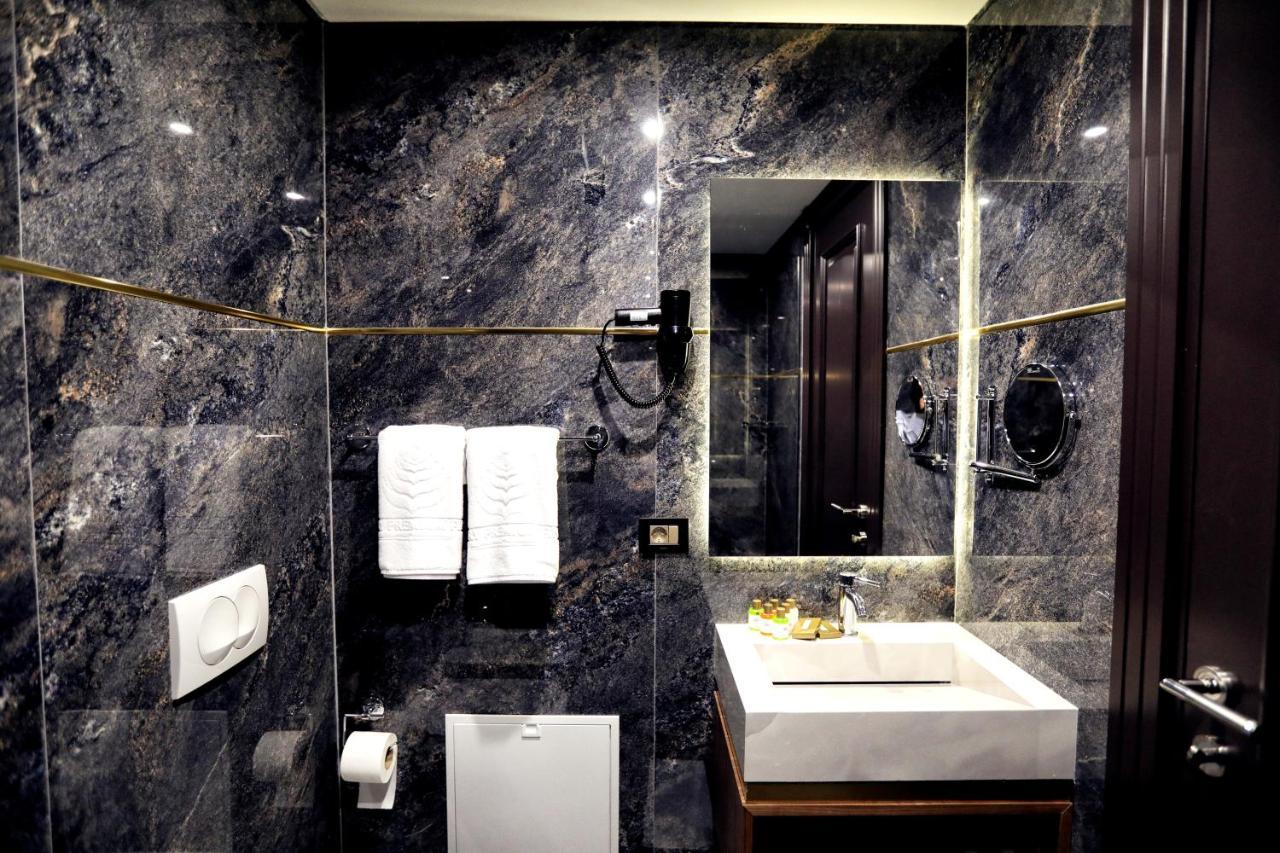 Hotel Luxury Premium Finese à Golem  Extérieur photo
